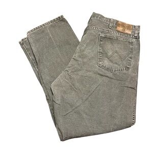 Wrangler Rugged Wear olive denim size 40x32